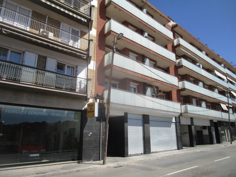 Exterior view of Flat for sale in Manresa