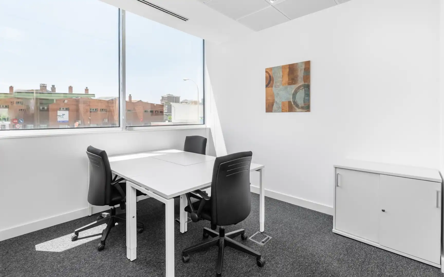 Büro zur Miete in Madrid mit Klimaanlage und Heizung