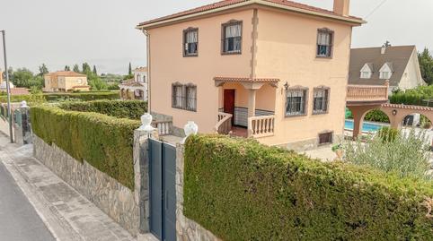 Foto 3 de Casa o xalet en venda a Calle Comares, 5, Villa de Otura, Granada