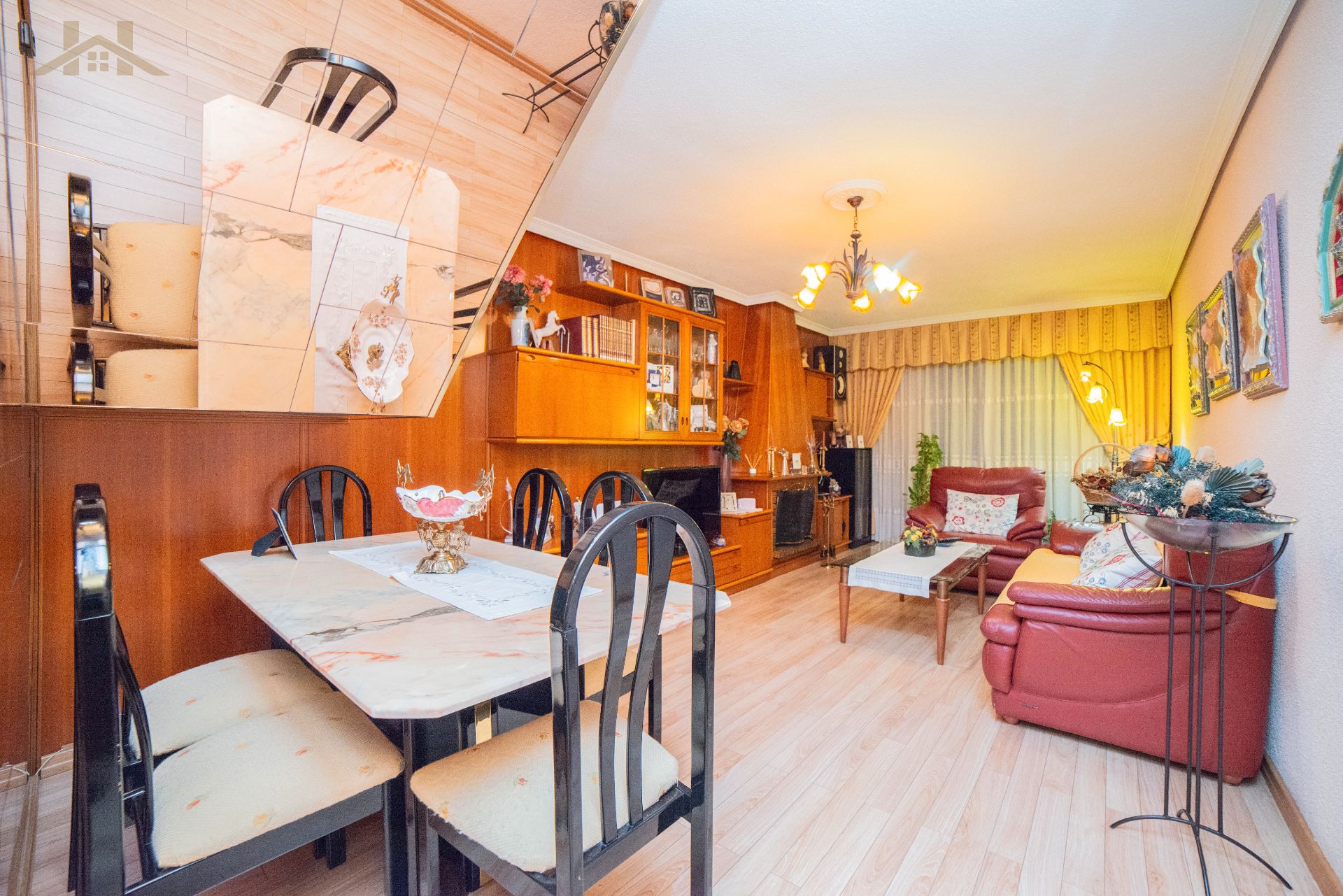 Sala d'estar de Casa o xalet en venda en Fuenlabrada amb Aire condicionat, Calefacció i Jardí privat