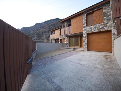 House or chalet for sale in Calle Peguera, 2, Benasque