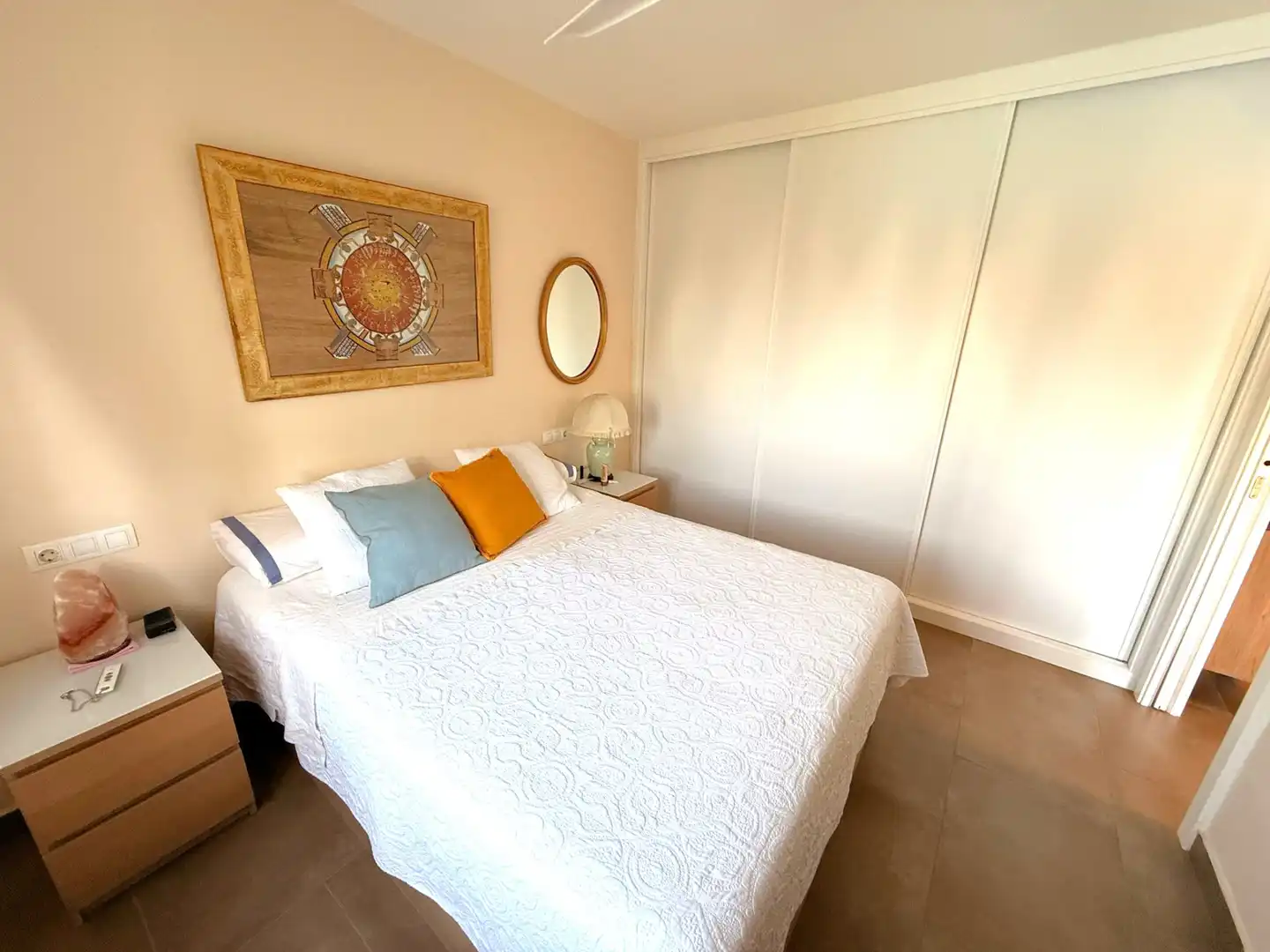 Habitación de Apartamento en venta en Estepona con Aire acondicionado, Terraza y Piscina