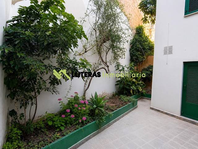 Casa-chalet en Venta en Gran Via de Colom