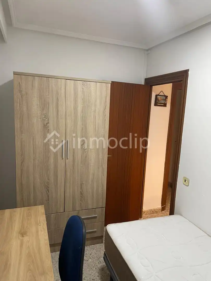 Bedroom of Flat for rent in Salamanca  with Heating and Furnished