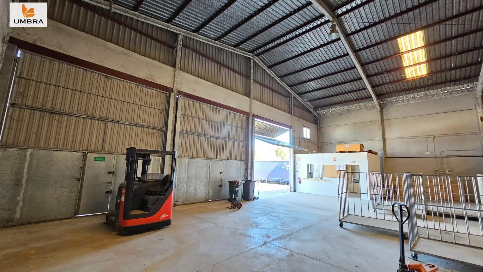 Nave industrial en venta en Jerez de la Frontera