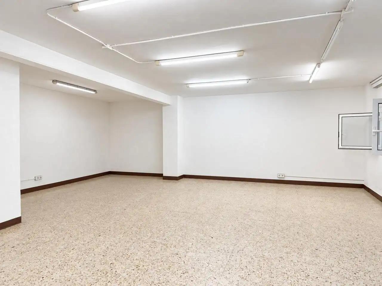 Büro zur Miete in Centre
