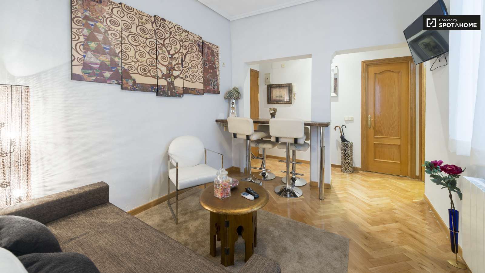 Apartament per a compartir a Cortes - Huertas