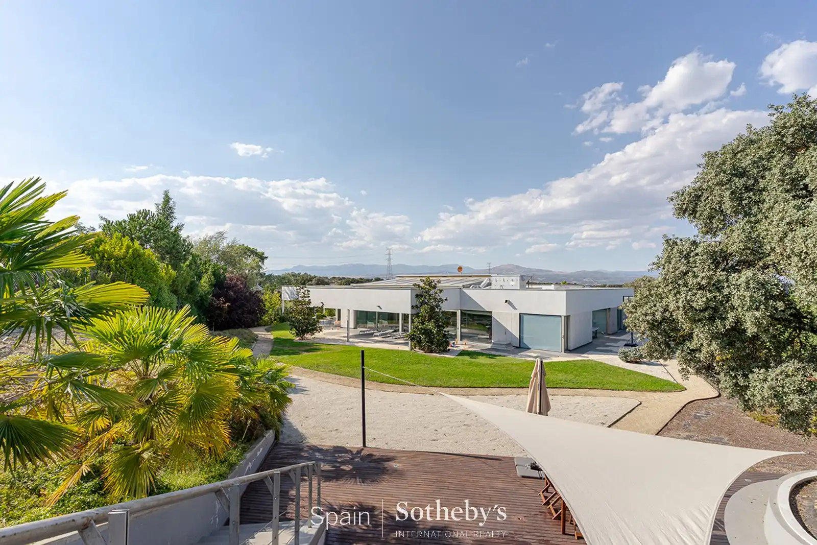 Exterior view of Houses for rent in Ciudalcampo  with Air Conditioner, Heating and Private garden