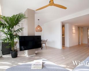 Living room of Flat to rent in  Barcelona Capital  with Air Conditioner, Heating and Terrace