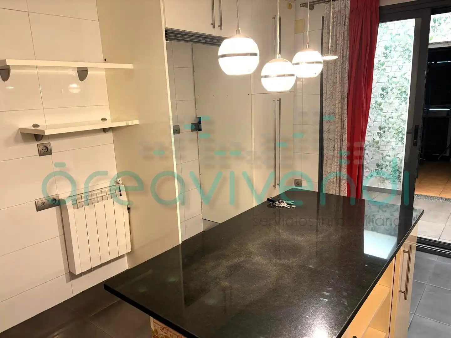 Cocina de Casa adosada en venta en Castellón de la Plana / Castelló de la Plana con Aire acondicionado, Calefacción y Jardín privado