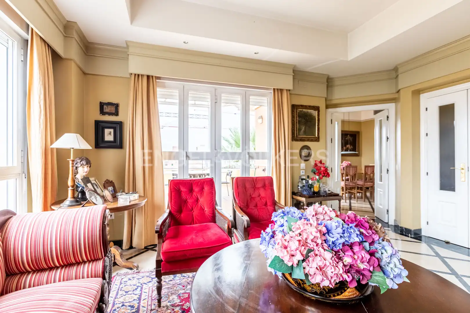 Living room of Attic for sale in Sevilla  with Air Conditioner, Heating and Terrace