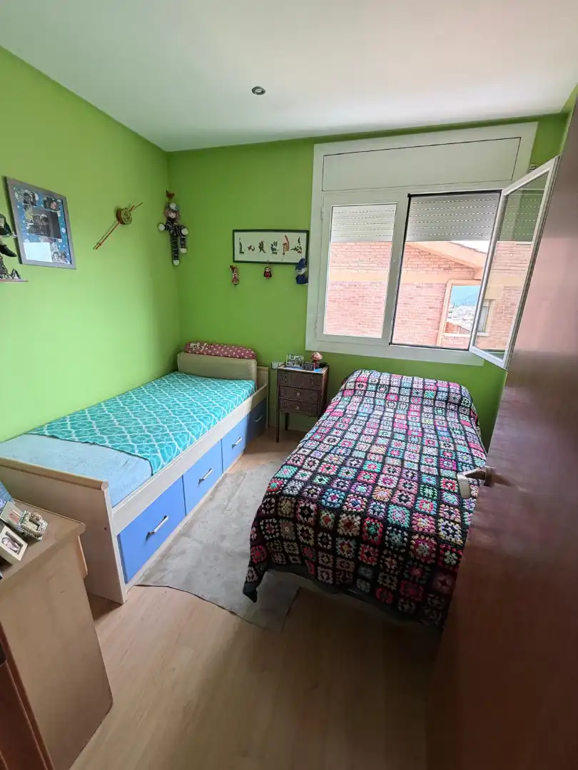 Einfamilien-Reihenhaus zum Verkauf in Carrer Roca de la Pila, Berga