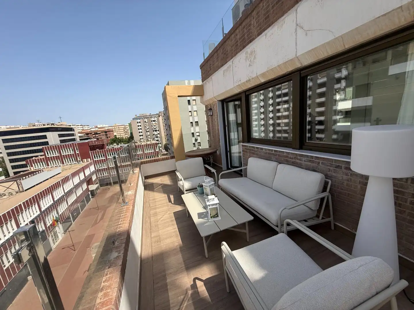 Terrasse von Wohnung zur Miete in Almería mit Klimaanlage, Terrasse und Möbliert