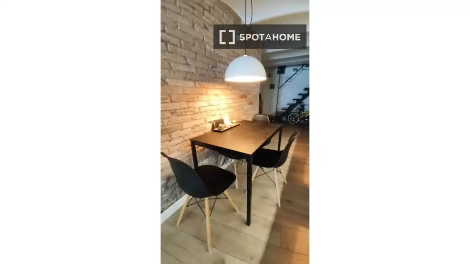 Esszimmer von Wohnungen zur untervermieten in Barcelona mit Klimaanlage, Terrasse und Möbliert