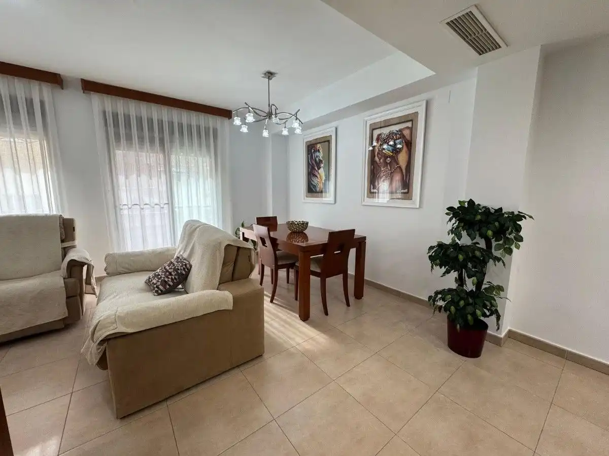 Sala de estar de Piso en venta en Simat de la Valldigna con Aire acondicionado y Trastero