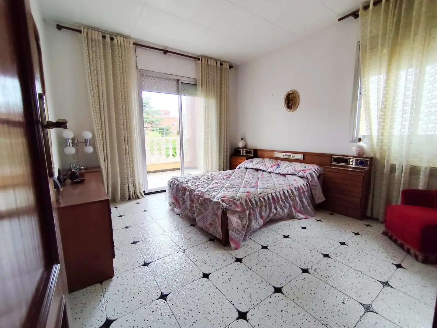 Habitación de Casa o chalet en venta en Santa Perpètua de Mogoda con Aire acondicionado, Calefacción y Jardín privado