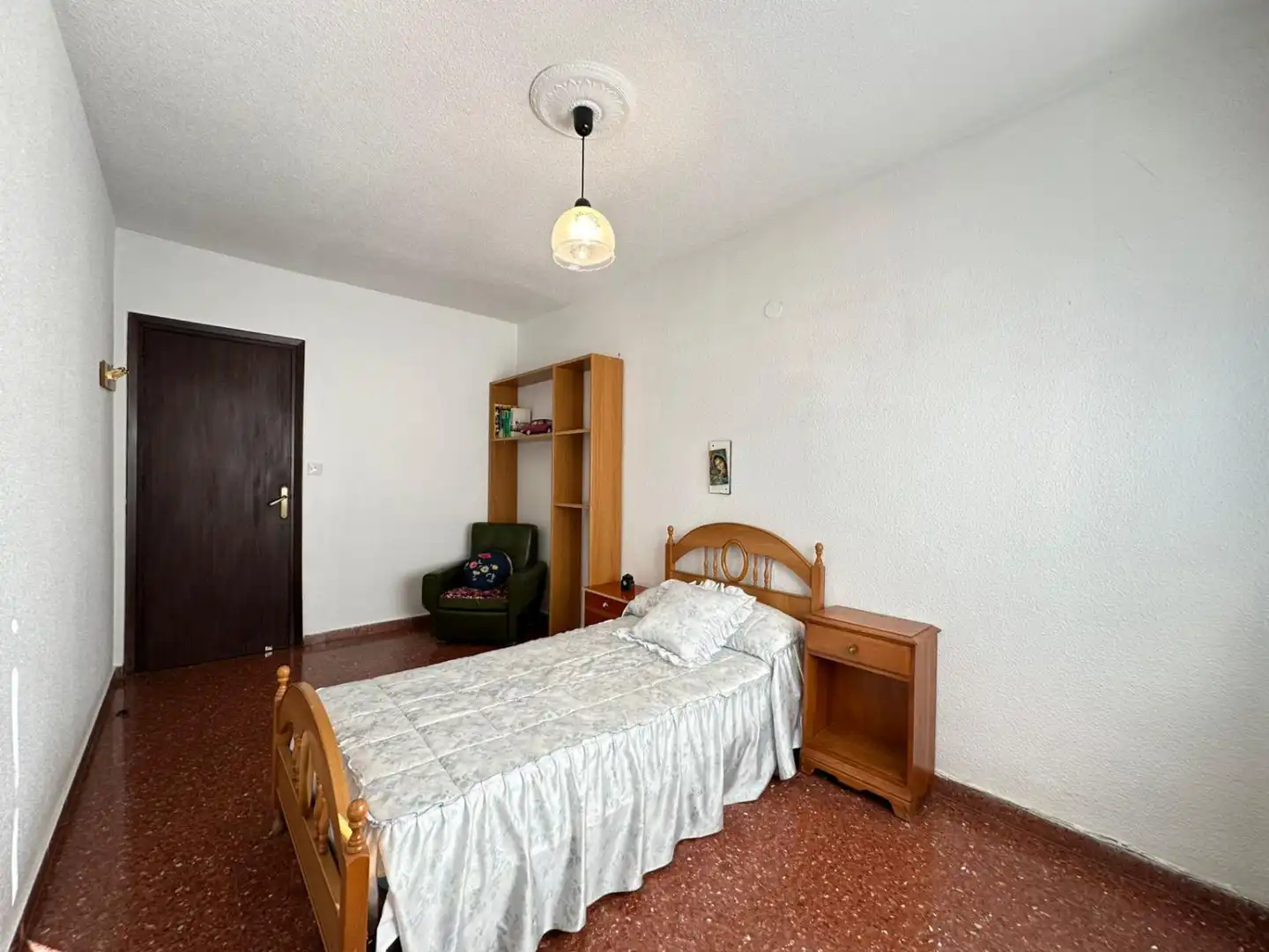 Flat for sale in Cartuja