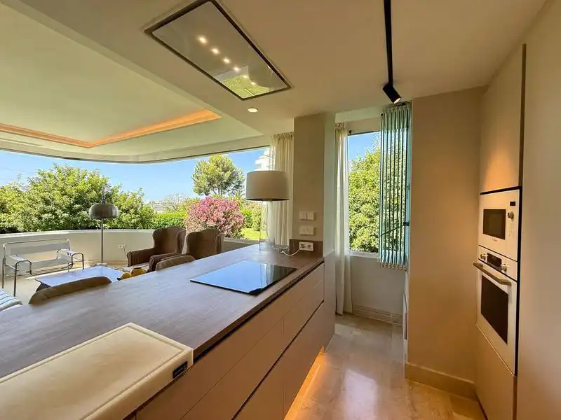 Kitchen of Ground floor for rent in Marbella  with Air Conditioner, Heating and Terrace