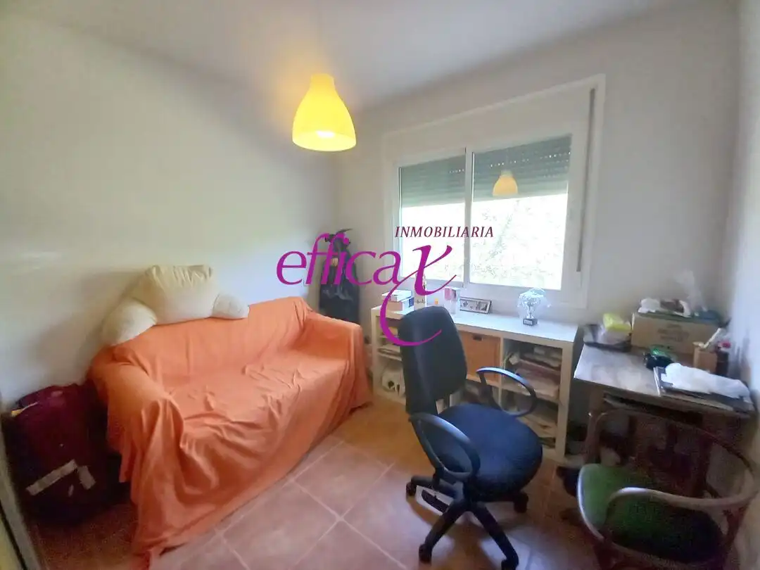 Dormitori de Casa o xalet en venda en Novés amb Aire condicionat i Calefacció