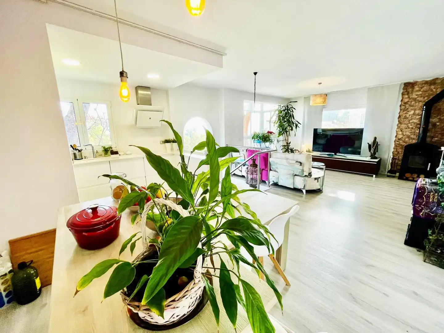 Sala d'estar de Casa o xalet en venda en Benalmádena amb Aire condicionat, Calefacció i Jardí privat