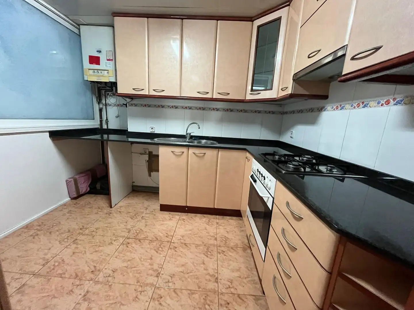 Cocina de Piso en venta en Esparreguera con Calefacción