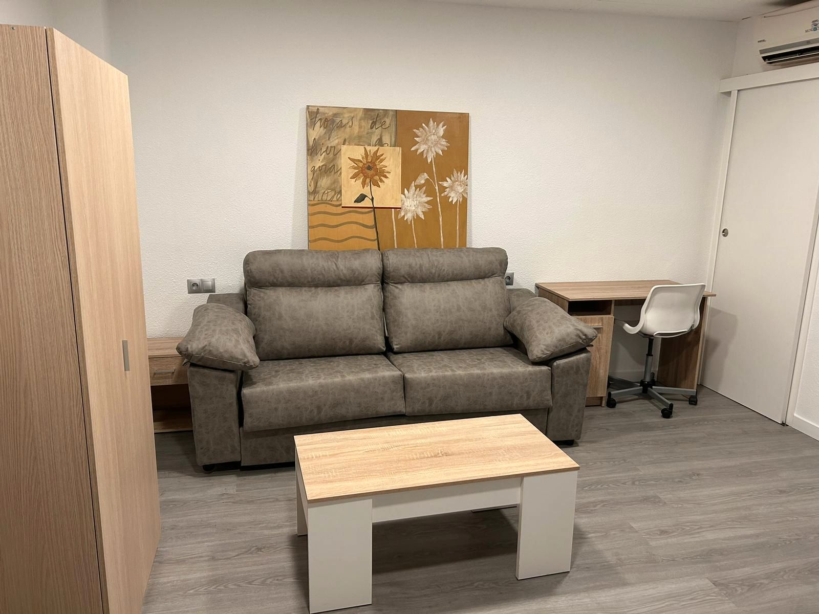 Sala d'estar de Loft de lloguer en Castellón de la Plana / Castelló de la Plana amb Aire condicionat i Moblat
