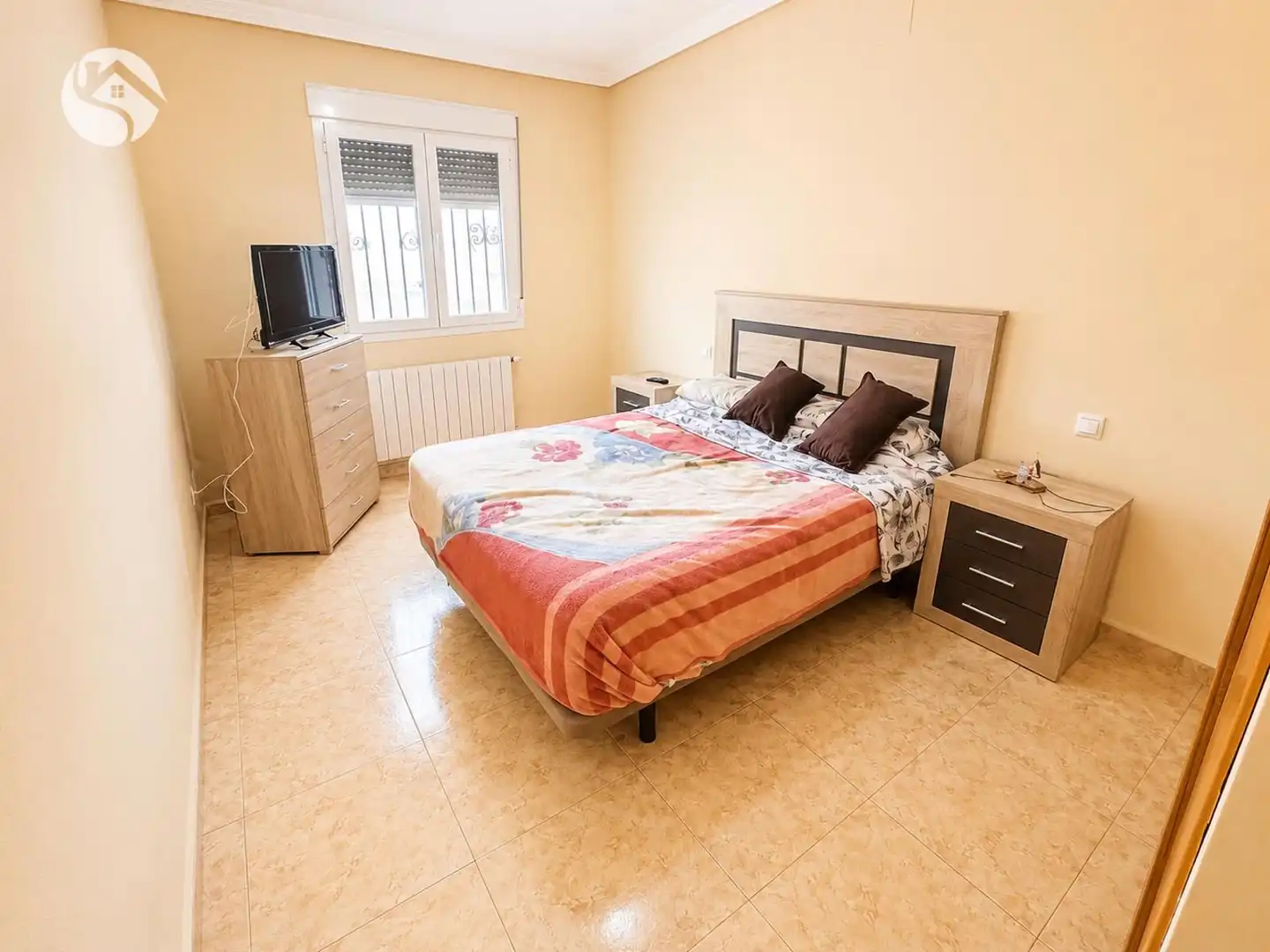 Habitación de Piso en venta en Arcas del Villar con Calefacción y Trastero