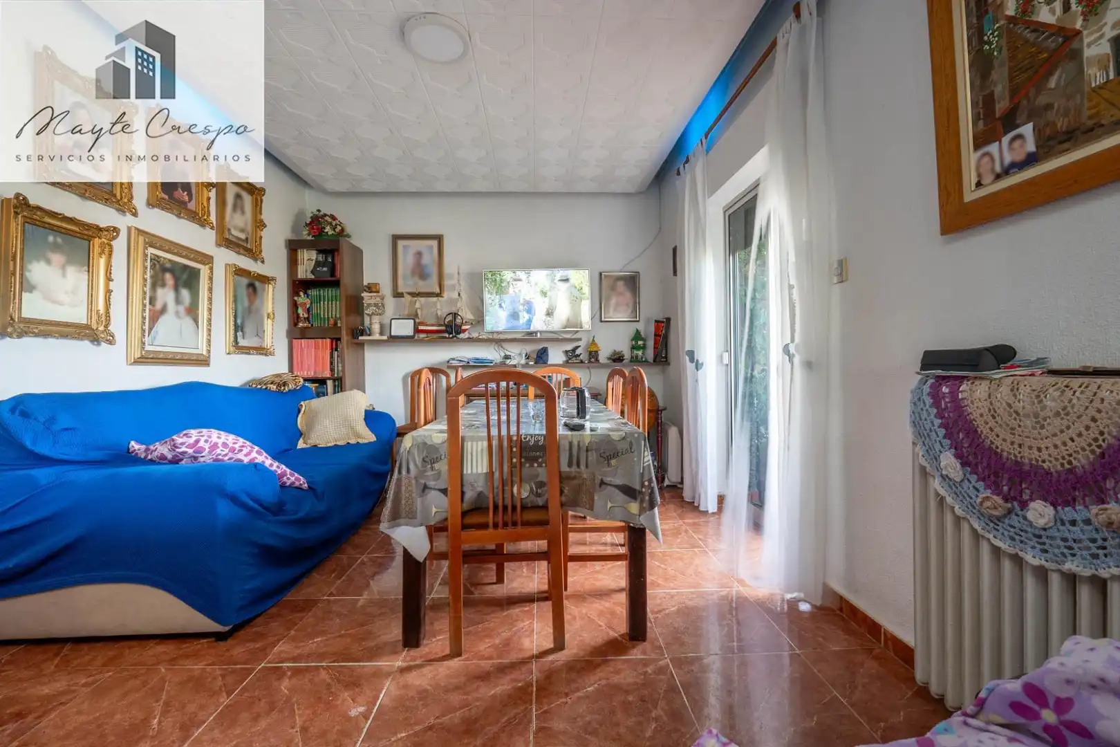 Sala d'estar de Casa o xalet en venda en La Zubia amb Calefacció, Jardí privat i Terrassa