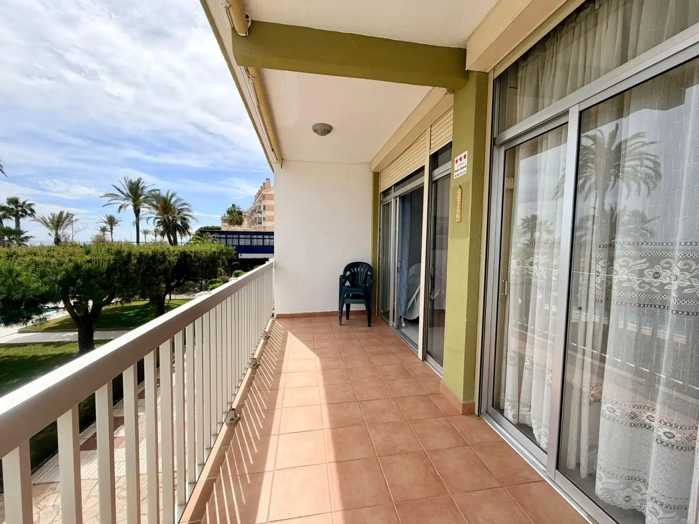 Terraza de Piso en venta en Cunit con Terraza, Amueblado y Piscina comunitaria