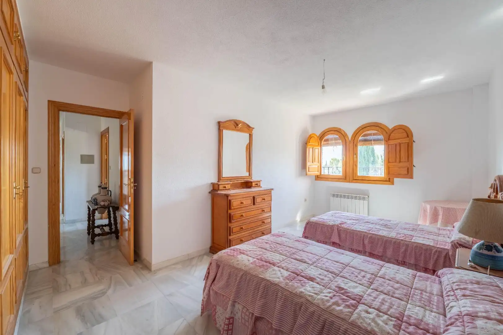 Habitación de Casa o chalet en venta en Las Gabias con Calefacción, Jardín privado y Terraza
