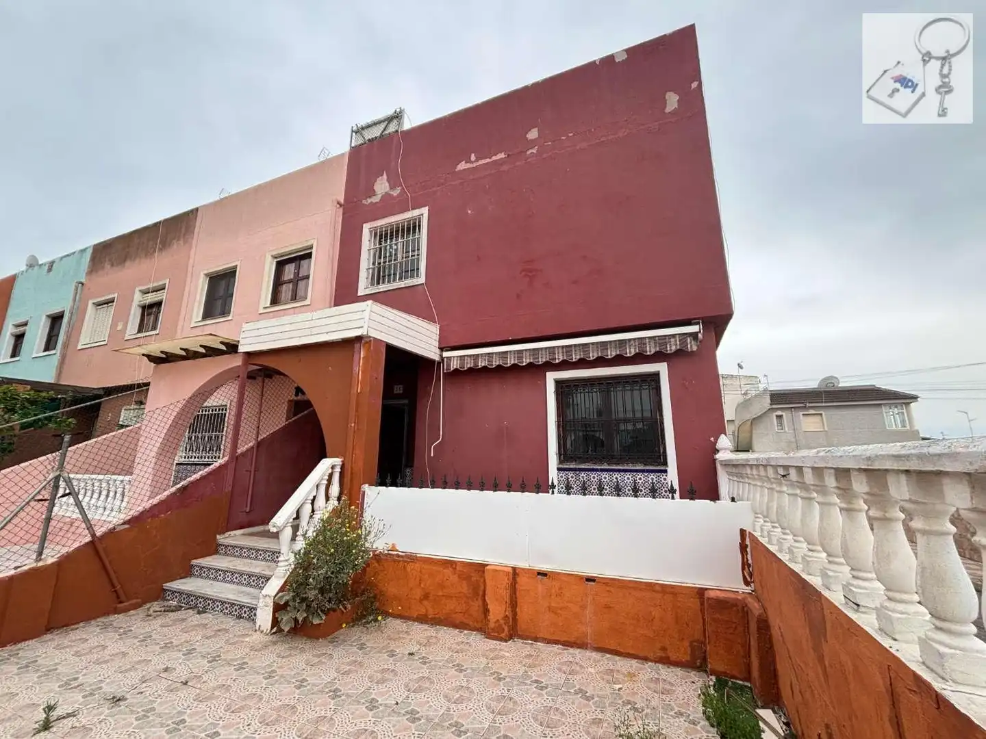 Vista exterior de Dúplex en venta en Torrevieja con Terraza