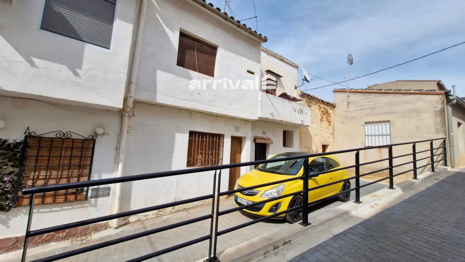 Vista exterior de Casa o chalet en venta en Pedralba con Terraza y Balcón