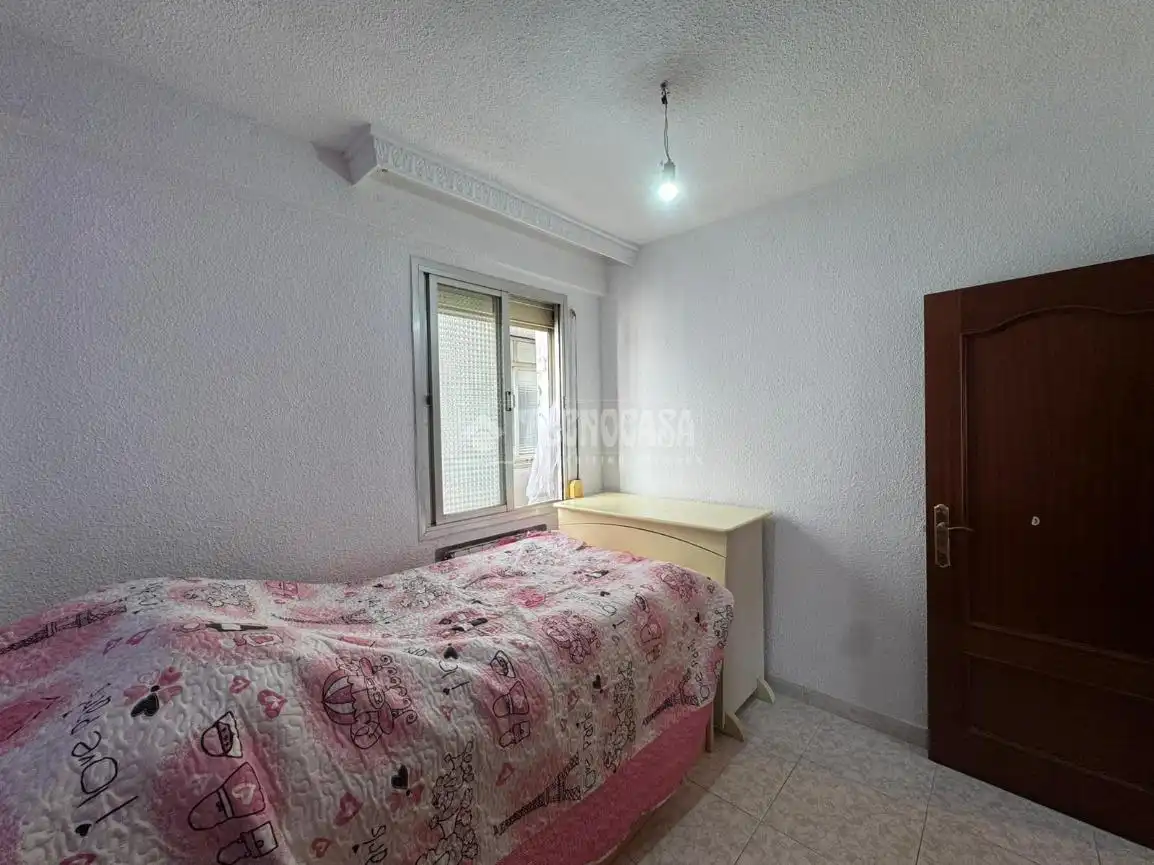 Bedroom of Flat for sale in Alcalá de Henares  with Heating