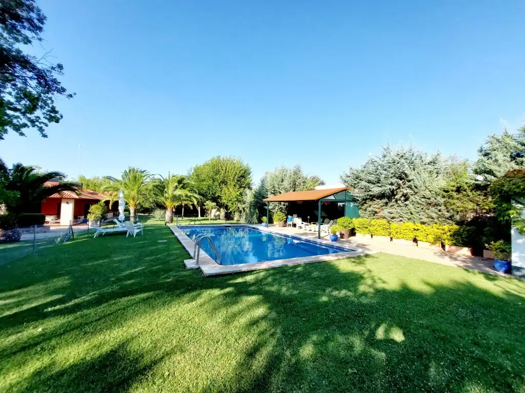Piscina de Casa o xalet en venda en Badajoz