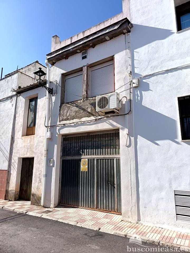 Vista exterior de Casa o xalet en venda en Guarromán amb Terrassa