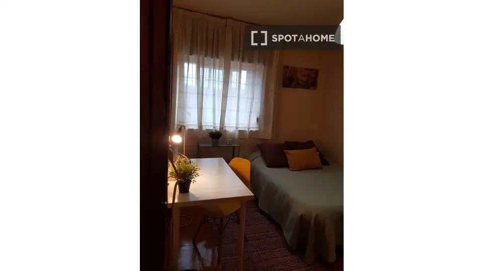 Habitación en Santiago de Compostela , A Coruña
