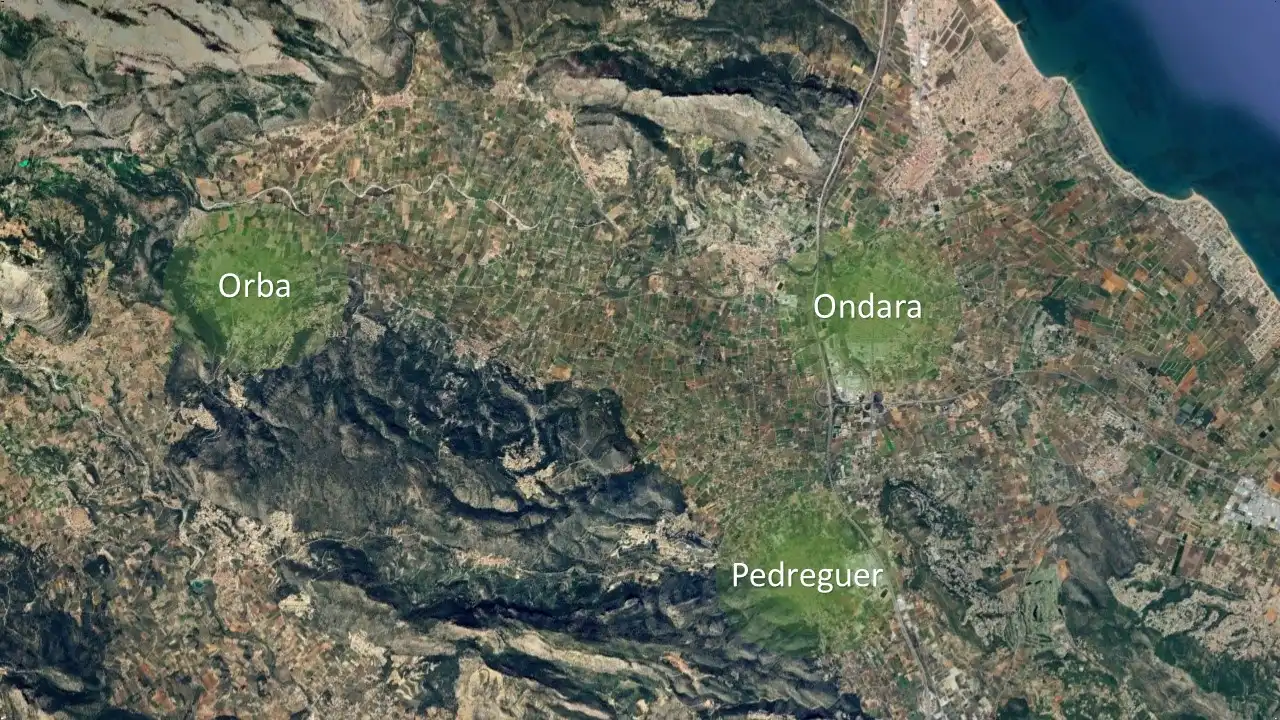 Buildings for sale in La Vall de Laguar