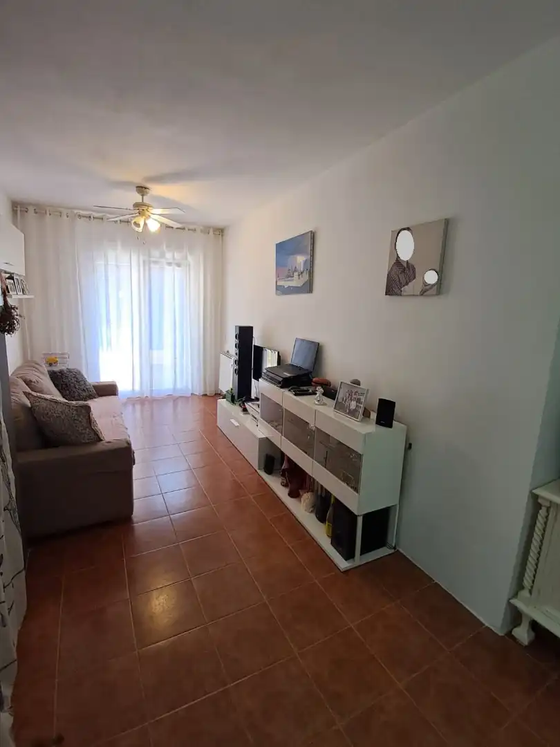 Sala d'estar de Planta baixa en venda en Cazalegas amb Aire condicionat