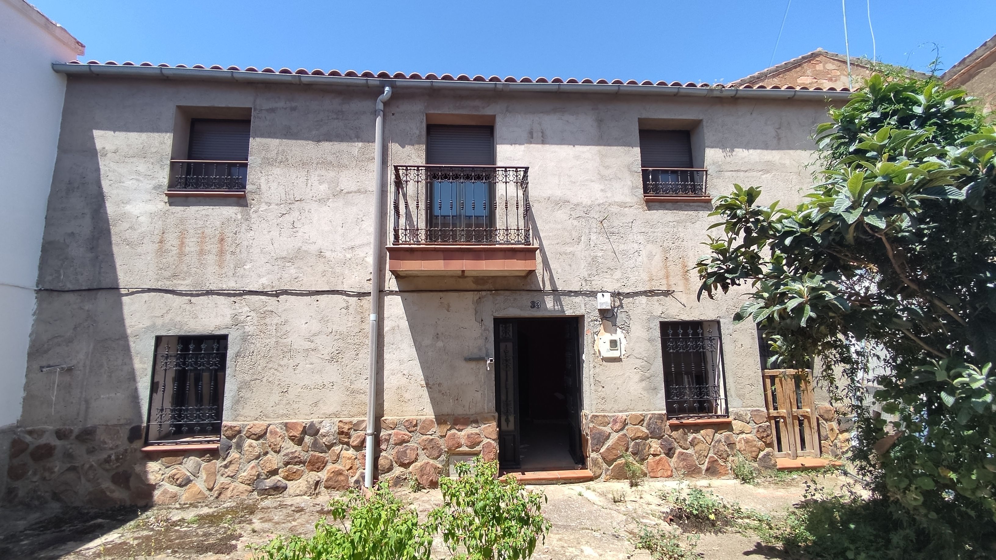 Exterior view of House or chalet for sale in Almadén