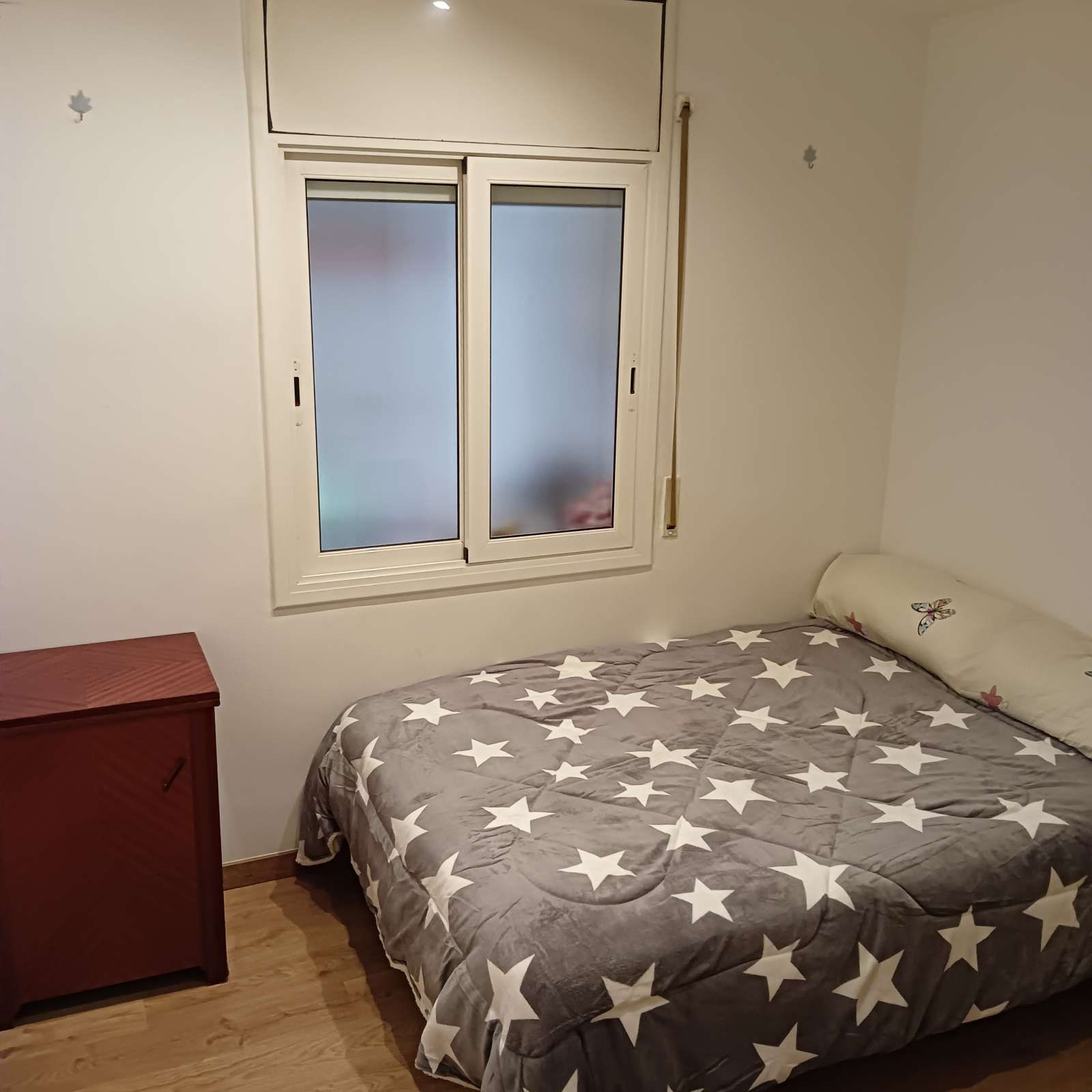 Dormitori de Pis per a compartir en  Barcelona Capital amb Aire condicionat, Calefacció i Terrassa