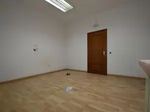 Geschaftsraum zur Miete in Pinto