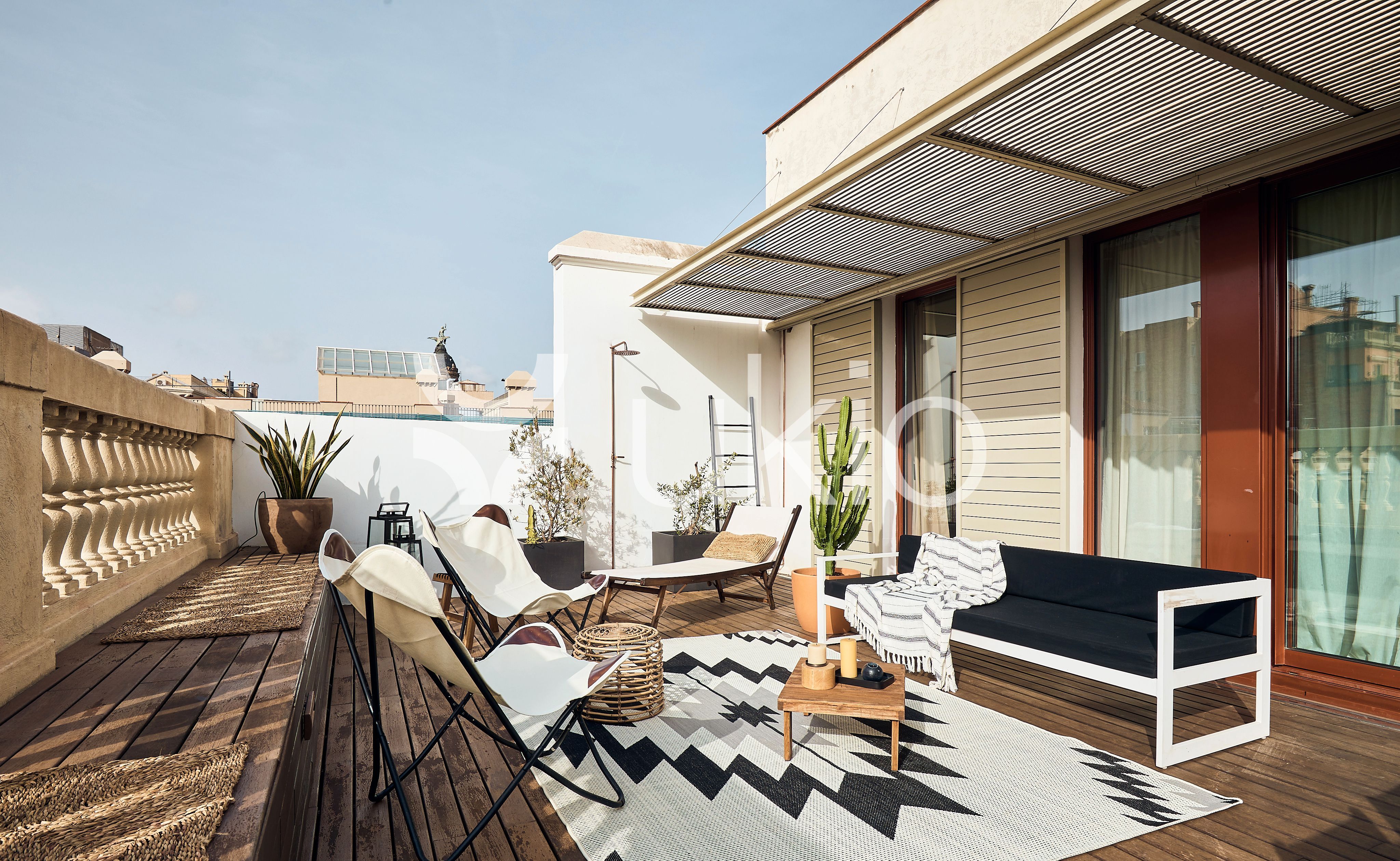 Terrace of Flat to rent in  Barcelona Capital  with Air Conditioner, Terrace and Furnished