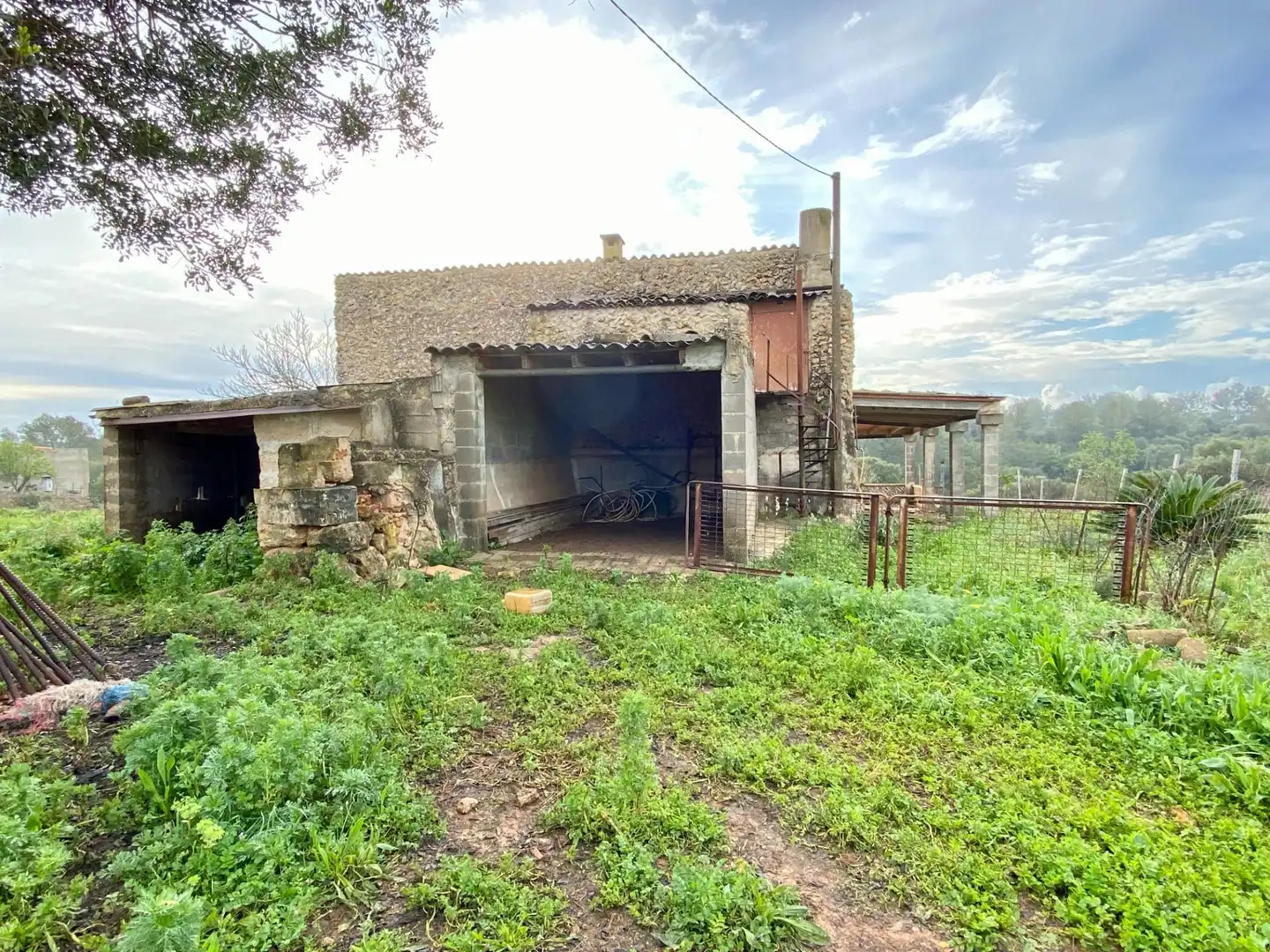Country house zum Verkauf in Santa Margalida mit Terrasse, Abstellraum und Schwimmbad