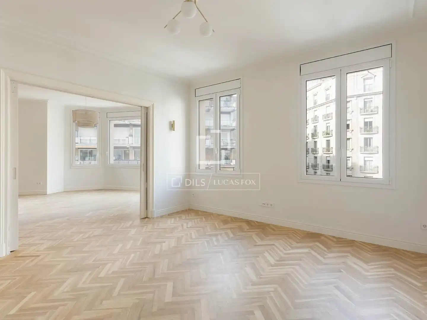 Exterior view of Flat for sale in Barcelona  with Air Conditioner, Heating and Parquet flooring