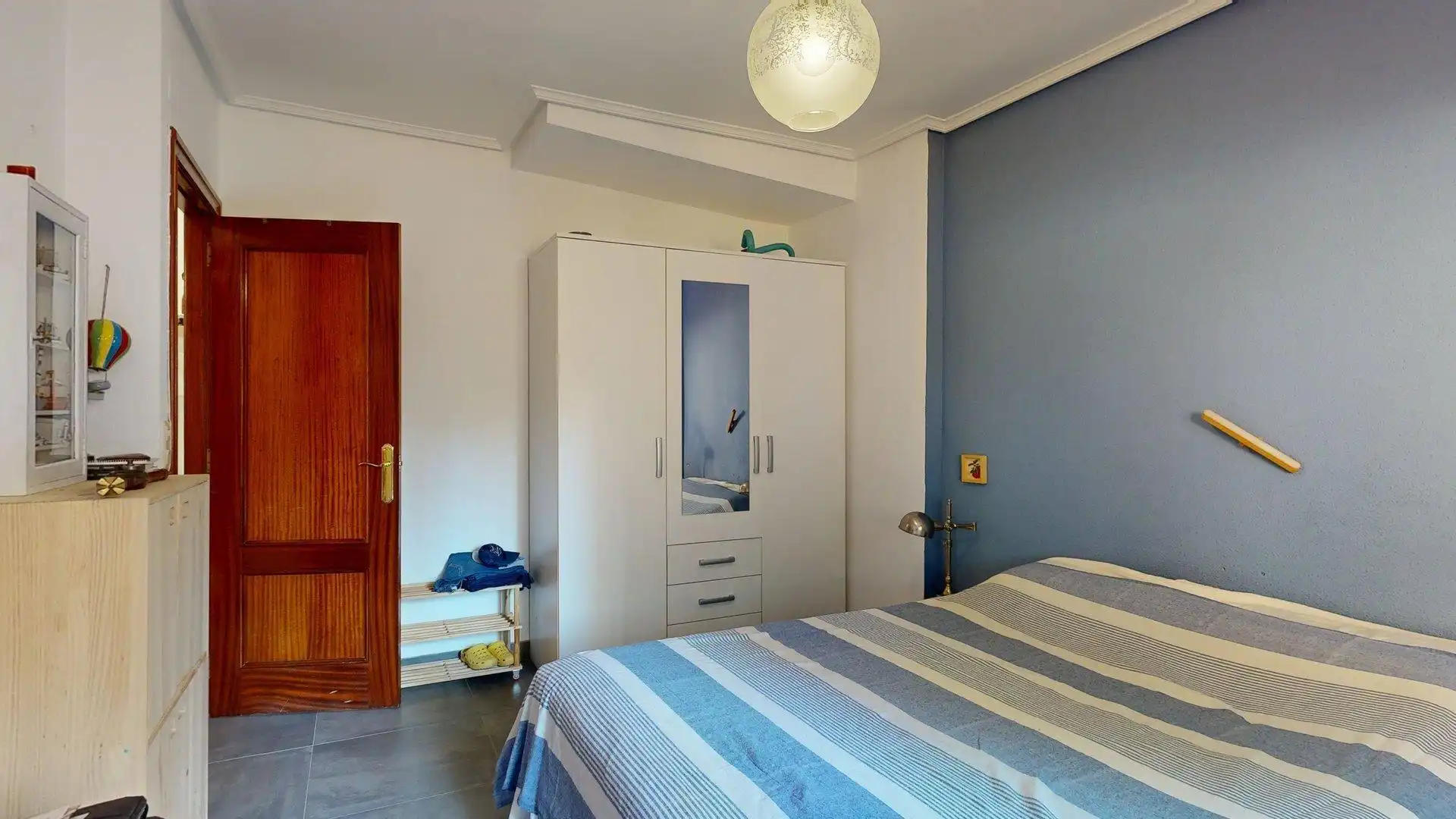 Dormitori de Casa o xalet en venda en Zaragoza amb Calefacció, Terrassa i Moblat