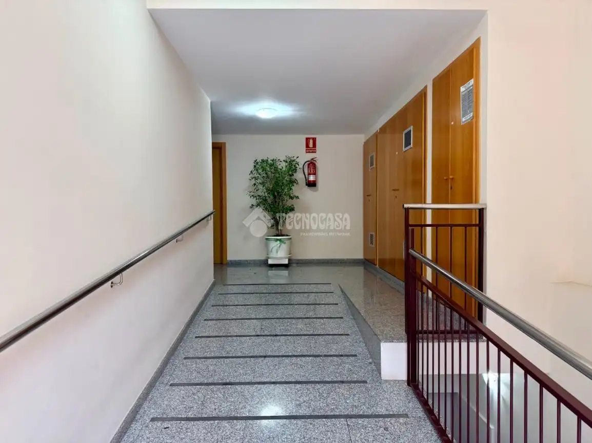 Piso en venta en Sant Pere de Ribes con Calefacción, Amueblado y Balcón