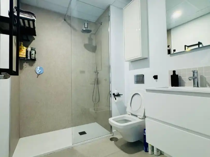 Baño de Ático en venta en Marbella con Aire acondicionado, Terraza y Balcón