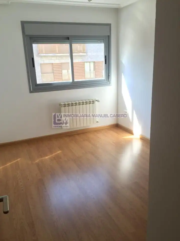Bedroom of Apartments for rent in Cáceres  with Air Conditioner and Heating