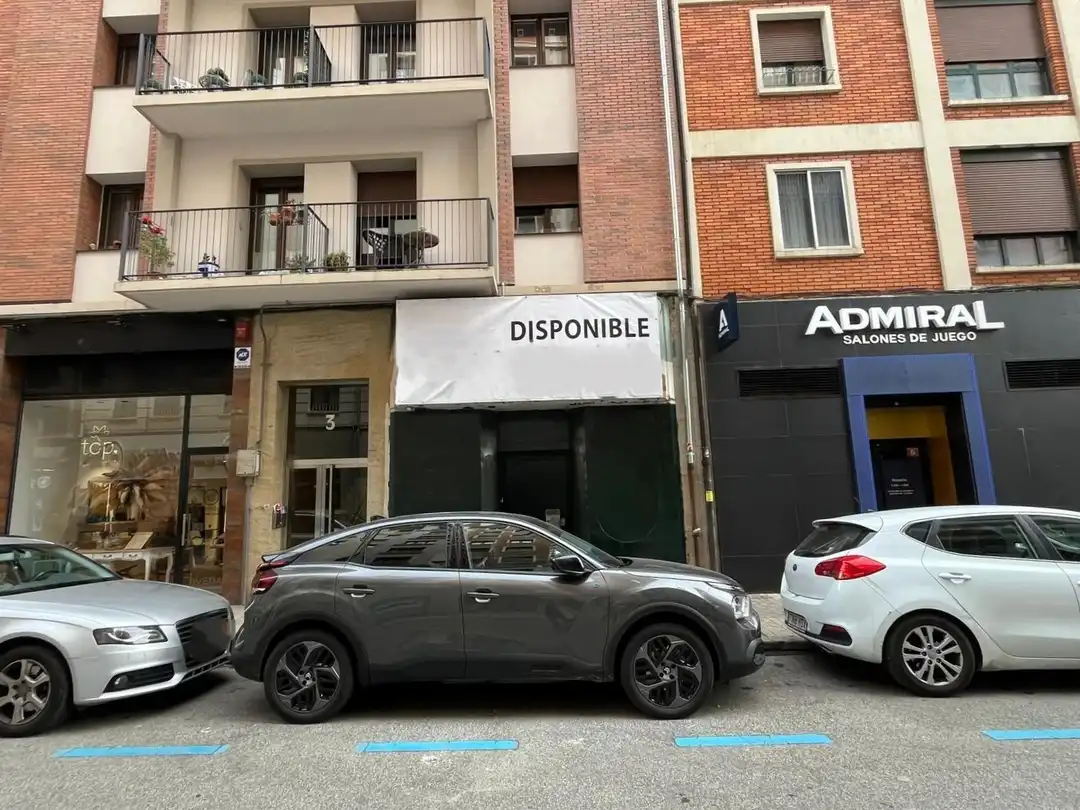 Local en venda en  Pamplona / Iruña amb Moblat