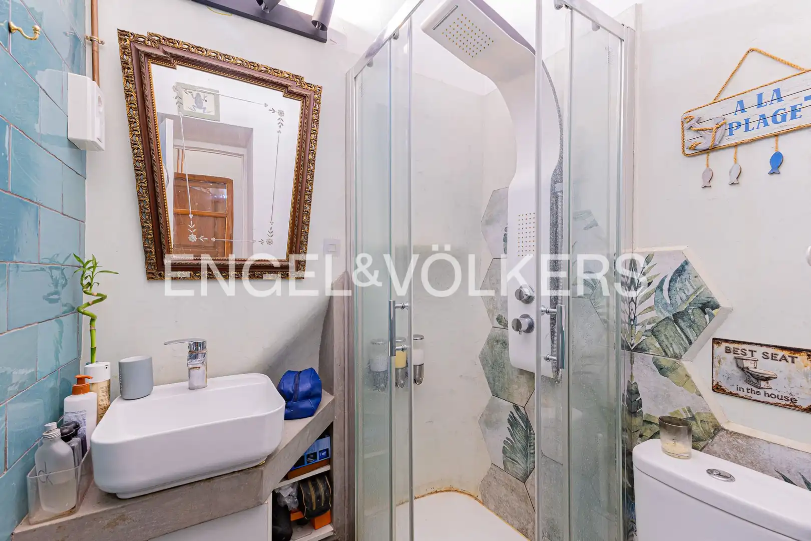 Badezimmer von Maisonette zum Verkauf in Barcelona mit Klimaanlage, Heizung und Möbliert
